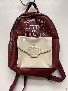 Bioworld Burgundy and Cream 'Letter From Hogwarts' Mini Backpack